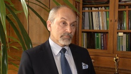 Błękitny węgiel może rozwiązać problem złej jakości powietrza w Polsce. Pomaga chronić środowisko, a można nim palić w każdym piecu